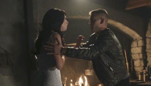 Wonderland 1x9 Nothing to Fear