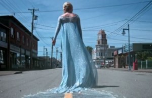 Elsa, trailing ice in Storybrooke